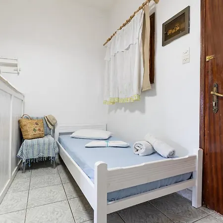 Lions Apartment *